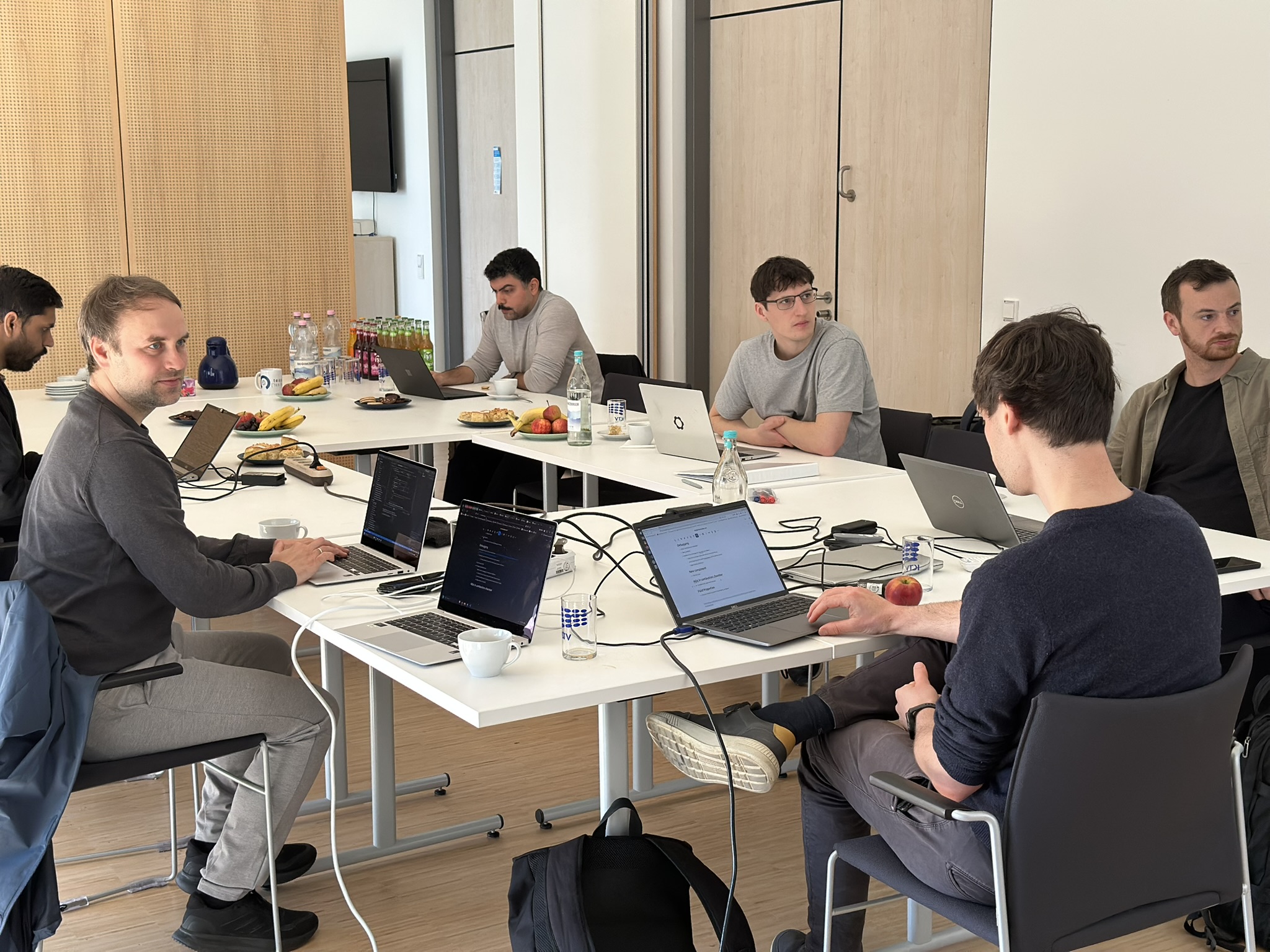 A modular open source framework to model energy supply systems